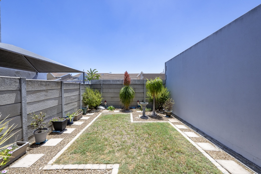 3 Bedroom Property for Sale in Table View Western Cape